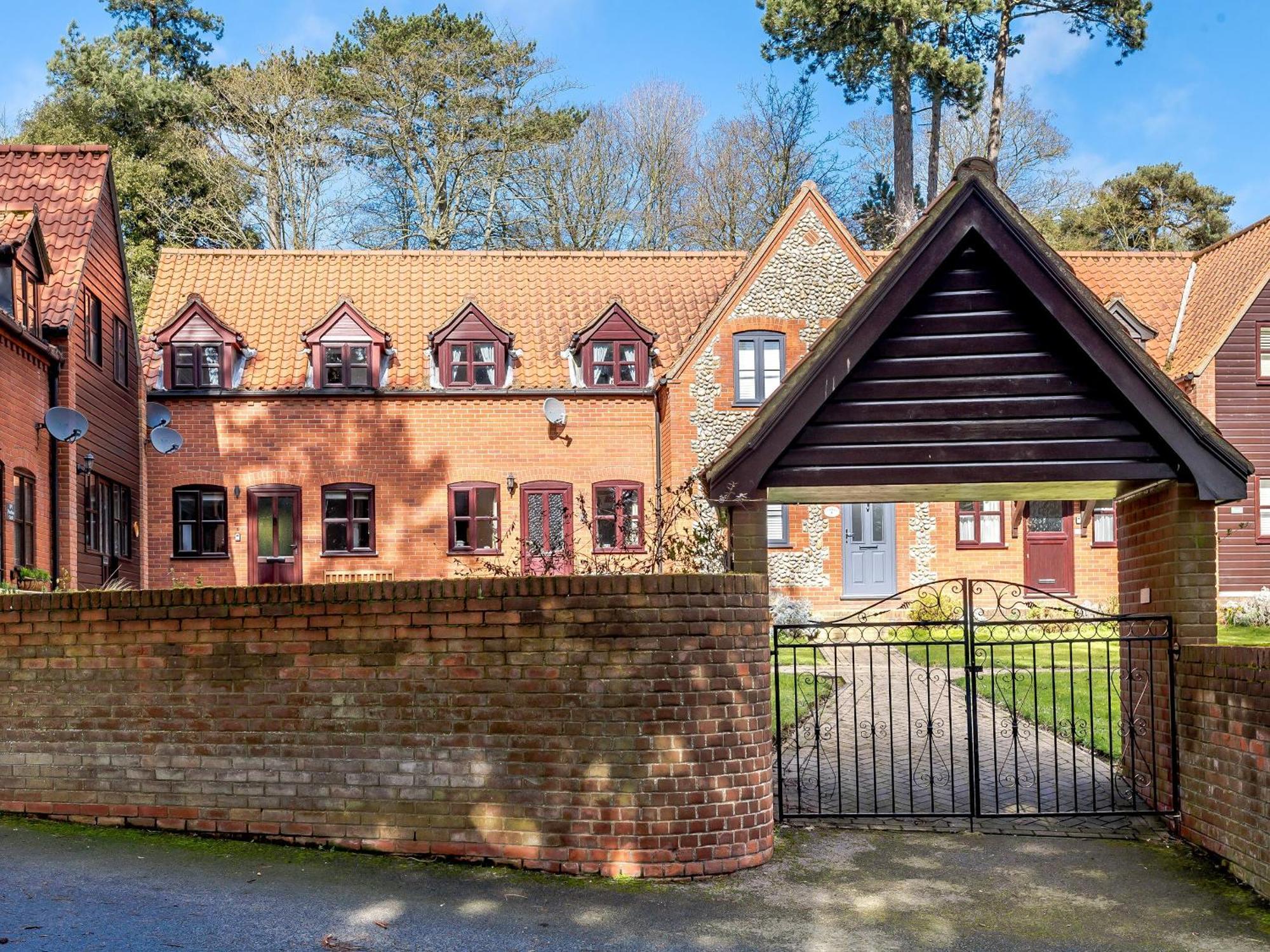 Fir View Cottage Cromer Extérieur photo